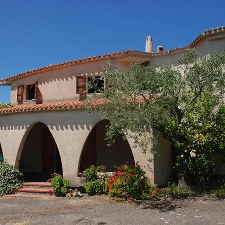 Independent Country Villa *